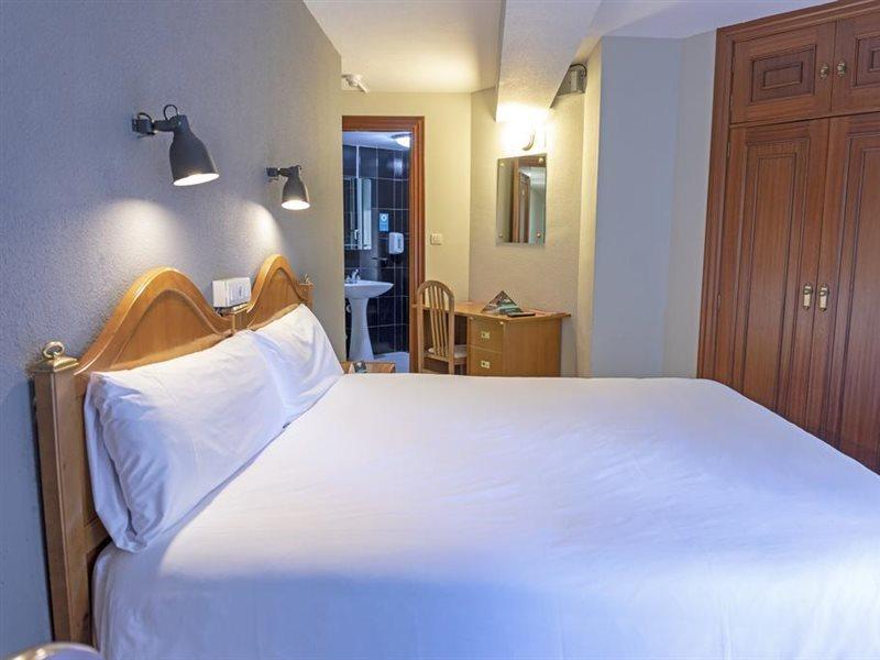 Hostal Alda Palencia Plaza エクステリア 写真