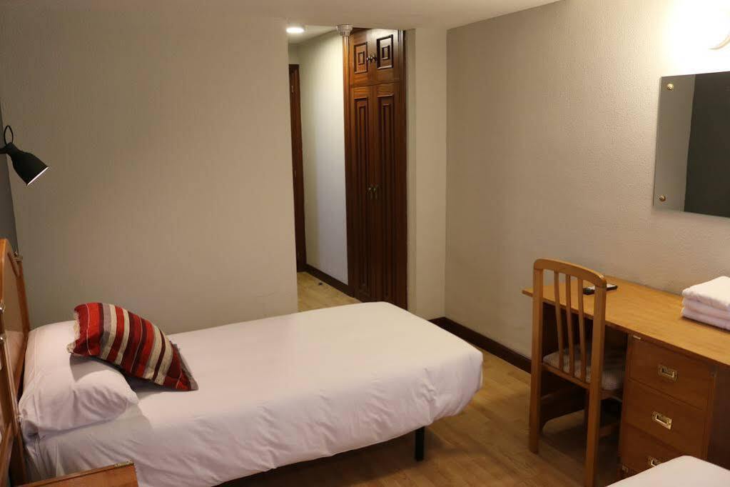 Hostal Alda Palencia Plaza エクステリア 写真